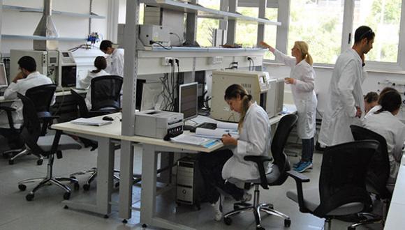 Laboratory in Analytical Chemistry - Picture 3